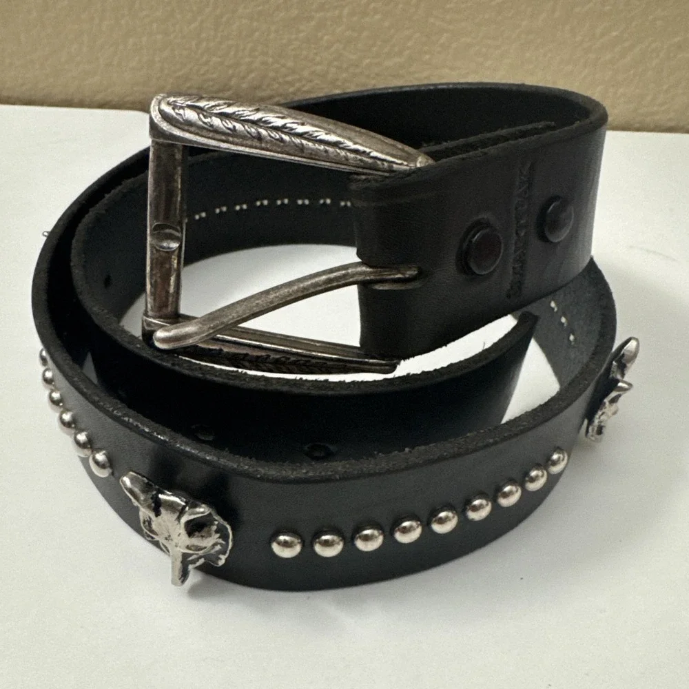 SmartPak Studded Leather Belt. Fox. Rocker, Style. 1.5